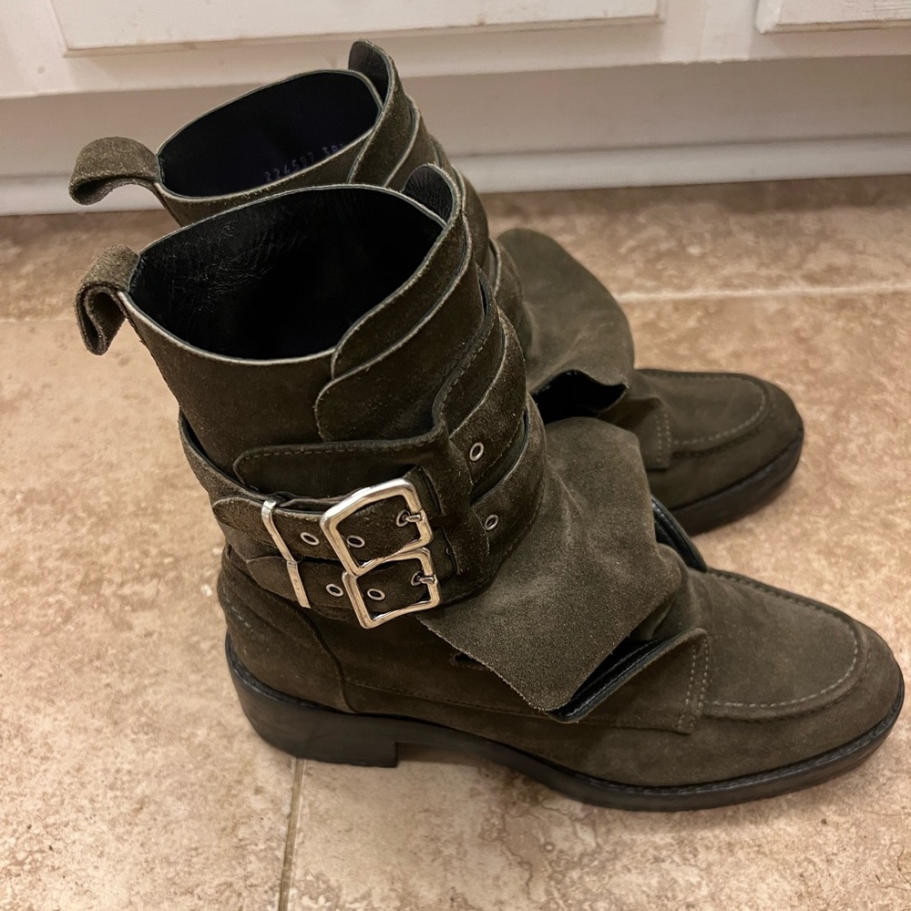 Balenciaga Olive slouchy Moto boots